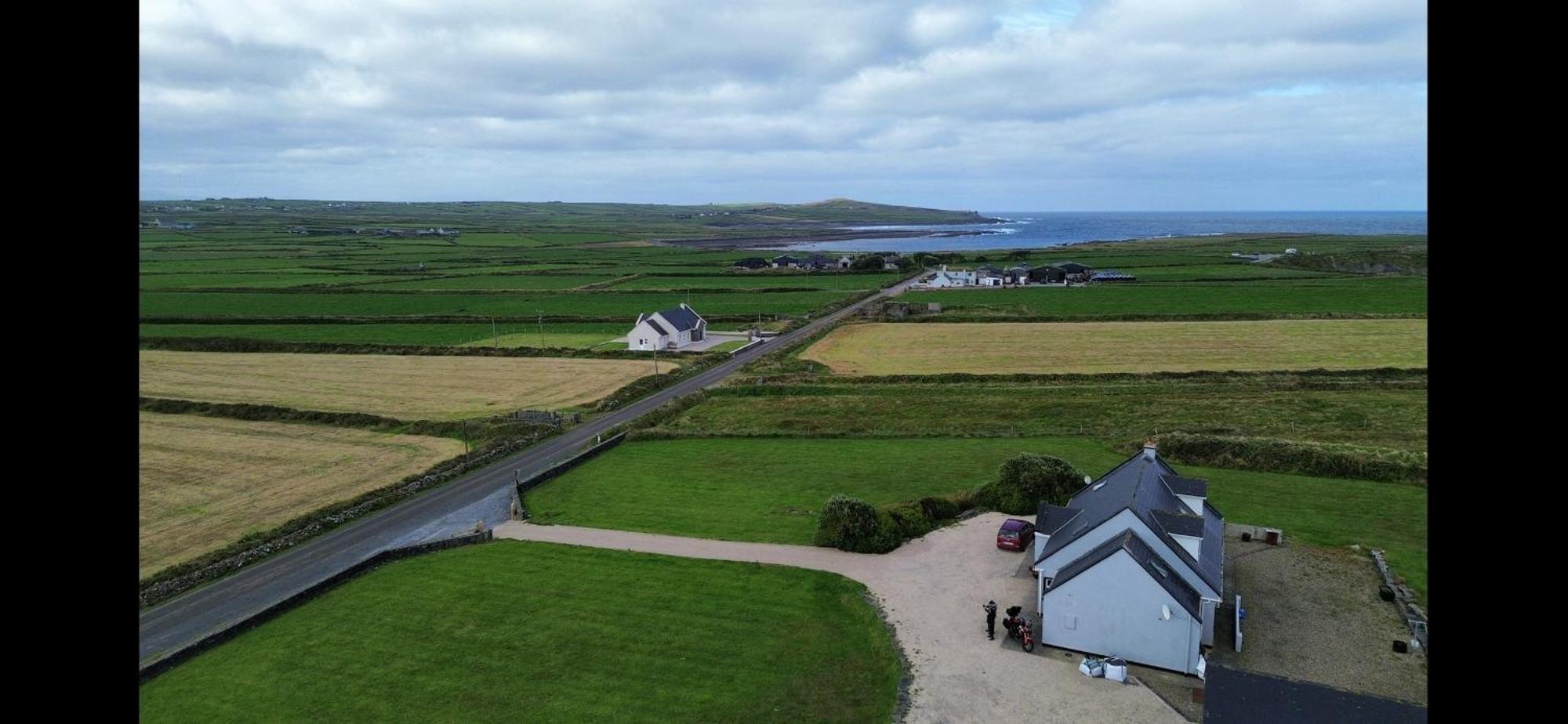 Cois Na Mara Bridges Of Ross V15 T677 Bed & Breakfast Kilbaha Екстериор снимка