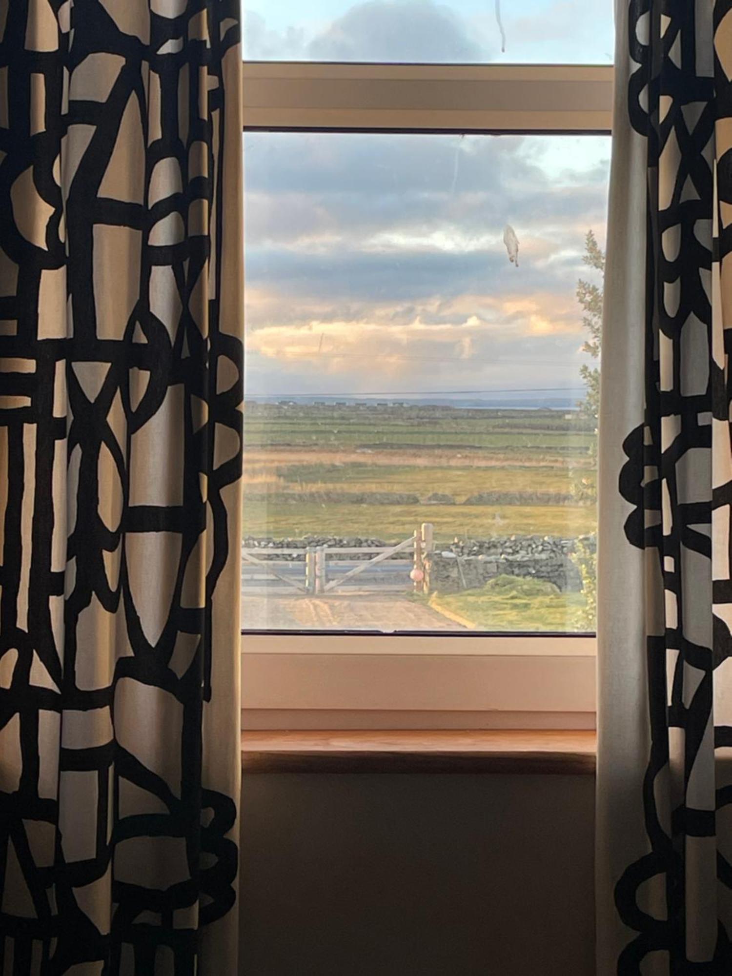 Cois Na Mara Bridges Of Ross V15 T677 Bed & Breakfast Kilbaha Екстериор снимка